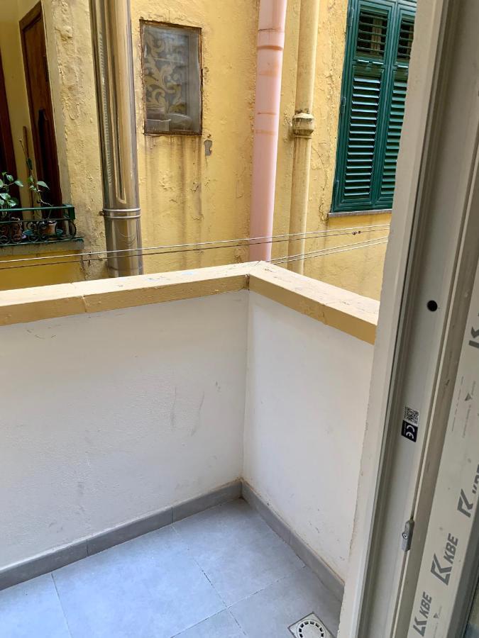 Appartamento Nuovo A 1 Minuto Dal Porto Ливорно Экстерьер фото